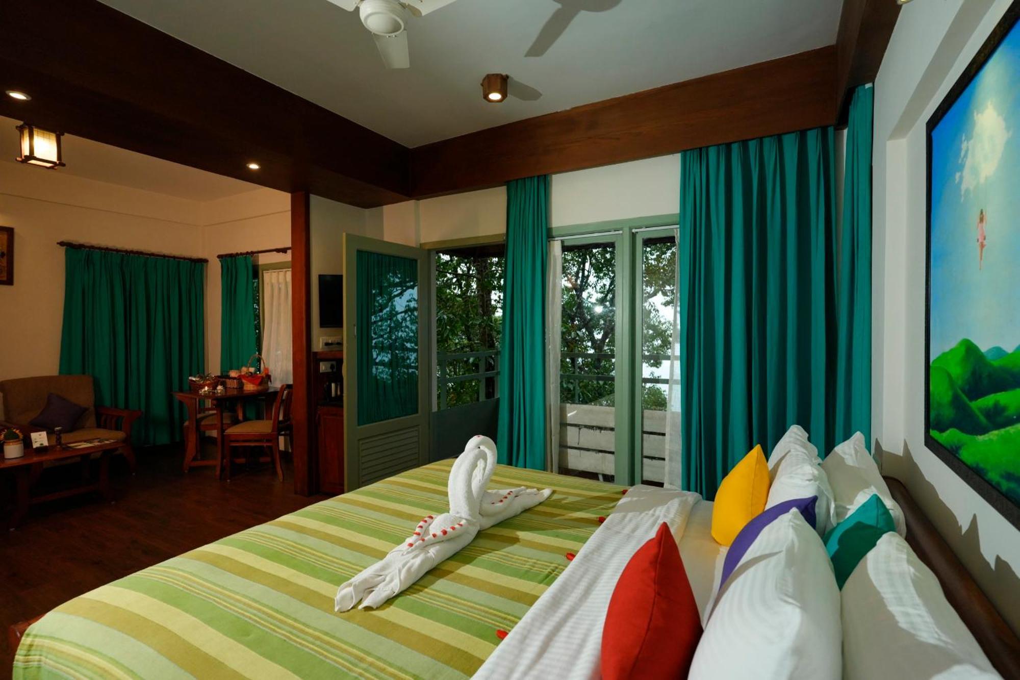 Blackberry Hills Munnar Nature Resort & Spa Exterior photo